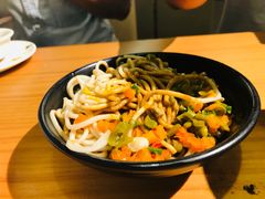 热干面-莲餐厅·湖北菜·藕汤是头牌(愚园路店)