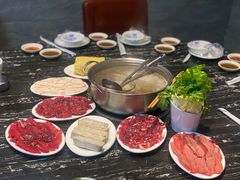 -一鼎牛鲜活牛肉城(晋江海峡国际食品城店)