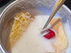 -桥边小楼·手工云南菜·古城观景小楼