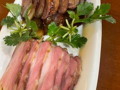 双拼腊味香肠-苏渝汇重庆江湖菜(桐泾公园店)