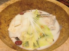 -云荷里·蒸汽石锅鱼·云南菜(中发百旺店)