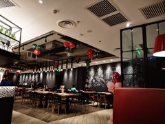 大堂-必胜客(群力王府井店)