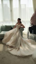-Lisamoon礼慕纱婚纱礼服高级定制