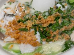 浓汤桂鱼配脆米-港丽餐厅(杭大店)