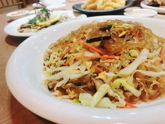 炒凤凰斜鹅粉-百年银屏蚝烙·潮汕菜·非遗(乐山店)