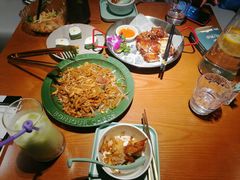 -囧人粗品·泰国街市料理(霖峰店)