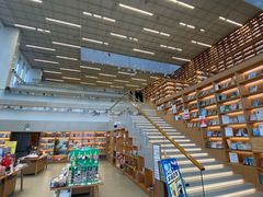 -朵云书院(滴水湖店)