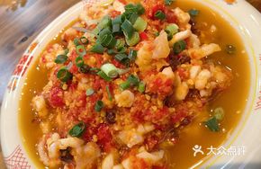 Garlic-Scented Squid with Small Chili