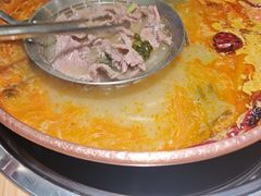 -洱火云南酸菜牛肉火锅(石景山当代商城店)