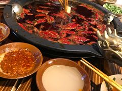 -黄潇洒老火锅(九眼桥宏济巷店)