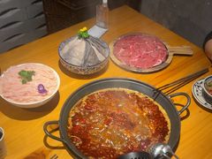 -旧街市鲜货老火锅(大光路店)