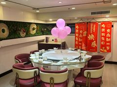 -巴特餐饮6加1音乐餐吧·新疆菜