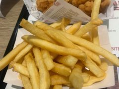 -The Habit Burger Grill 哈比特汉堡(爱琴海店)