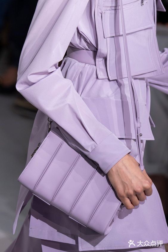 温柔优雅的色调—雾霾紫