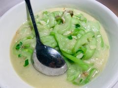 丝瓜焖蚌壳肉-费大厨辣椒炒肉(黄兴中心广场店)