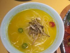 贤二粉-素虎小呆鸟(西二旗店)