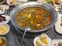 -老船舫·现做活鲜鱼馆(东郊记忆店)