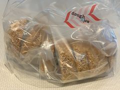 -Dough&Joe团憩(瑞虹天地月亮湾店)