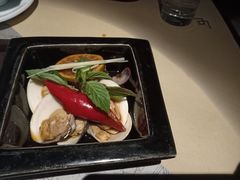 -穹六人间 people 6(岳阳路店)