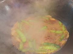 -哈尔滨烧烤·山河村铁锅炖(交大店)