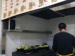 -曹宝林砂锅麻辣烫(星光路店)