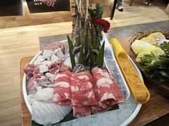 精选海鲜拼盘-樾餐厅泰式海鲜火锅(民歌湖店)