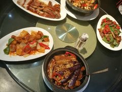 -滋味满屋美食坊(上海街店)