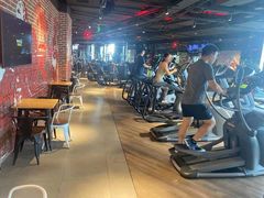 -威尔仕健身会所(古北1699店)