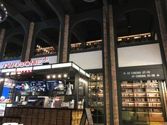 -CGV影城(滨江天街IMAX店)