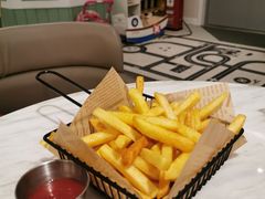 美式薯条-艾米茉亲子餐厅(万象城店)