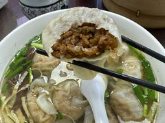 -苏亦铭馄饨店(凤凰西街店)