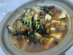 昂丁鱼豆腐锅子-黄牛肉馆·皖南土菜