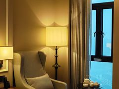 -维也纳酒店(华为广州研发中心罗冲围店)