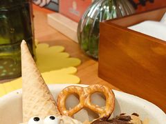 -Dragon Pizza•圆脸龙披萨·牛排餐厅