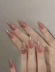 -悦指间美甲美睫