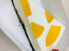 黄桃酸奶芝士-双风车咖啡馆 Twin Windmills(六道口店)
