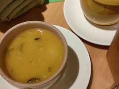-两咖啡自助餐厅(静安香格里拉酒店)
