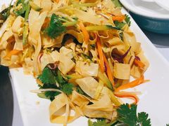 拌豆皮-大眼锅贴水饺(河东店)