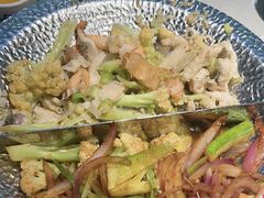 -小鱼小牛·鱼牛干锅·脆鱼火锅(世欧广场店)