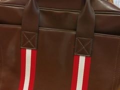 -爱革·奢品·鞋包·衣物·家居(金桥国际商业广场店)