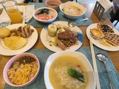 -亚龙湾希尔顿自助餐厅·海鲜·烧烤·沙滩BBQ·现场乐队