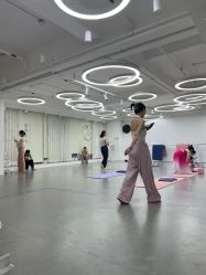 -深舞形体民族舞蹈工作室