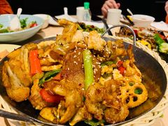 香辣干锅牛蜗-避风塘(宝山万达店)