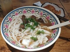 -鑫花溪牛肉米粉(人民广场店)