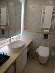 -海豚湾高端月子会所(黄浦店)