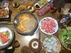 -贵厨酸汤牛肉(花果园国际中心店)