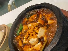 海胆石锅沃豆腐-桂满陇·手作小笼包&江南叫花鸡(中山公园店)