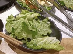 包肉生菜-酒谊炭火自助烤肉(商社汇巴南购物中心店)