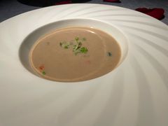 松茸蘑菇汤-弦月窗LUNETTE BY AMANDA(复兴路店)