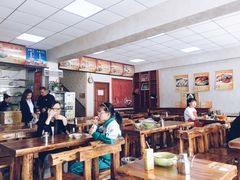 大堂-不起眼麻辣烫凉皮店